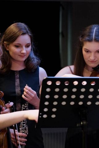 Women in Orchestra Women in Orchestra